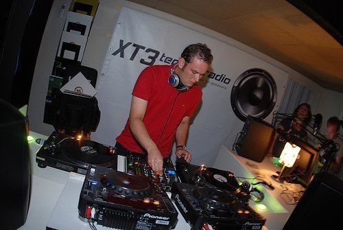 dystorsionxt326072009.jpg
